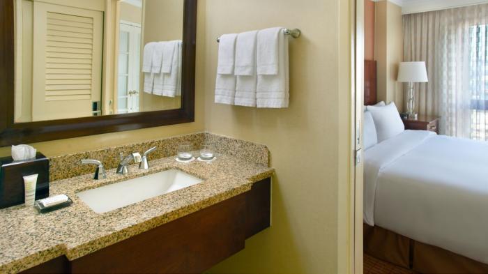 Atlanta Marriott Suites Midtown Room photo