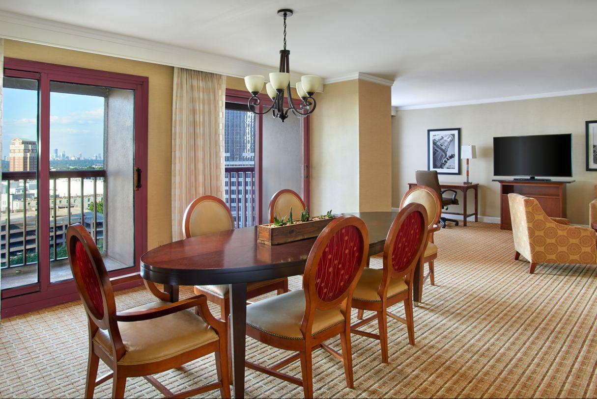 Atlanta Marriott Suites Midtown Exterior photo